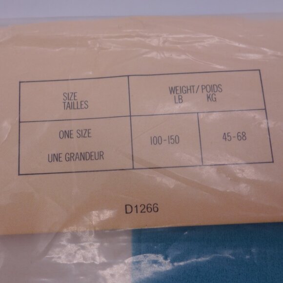 SECRET One Size All Sheer Sandalfoot Made in Canada 100% Nylon AQUA Panty Hose - Picture 10 of 12